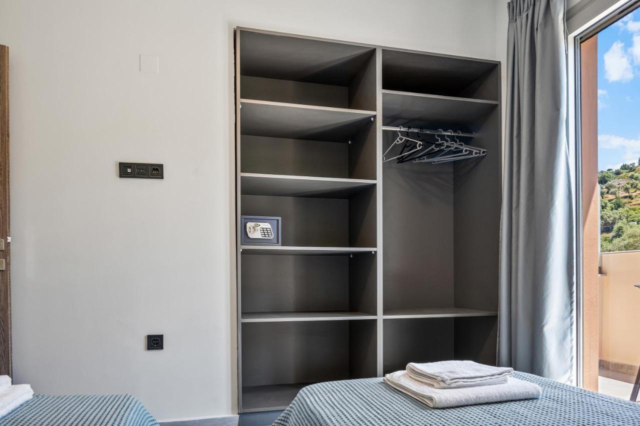 Robin'S Aparthotel Apólpena Kültér fotó